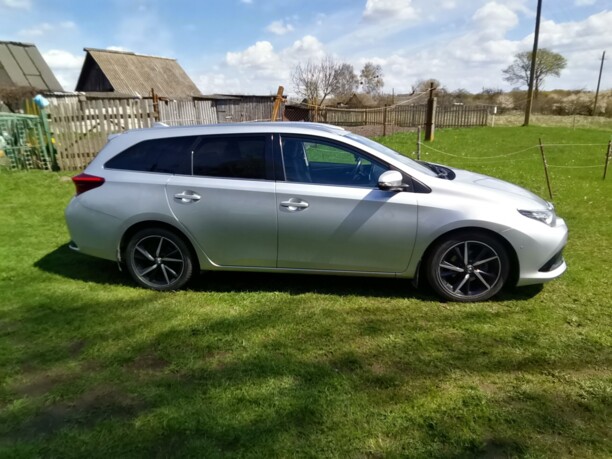Toyota Auris II (E180) · Рестайлинг, 2017 г.