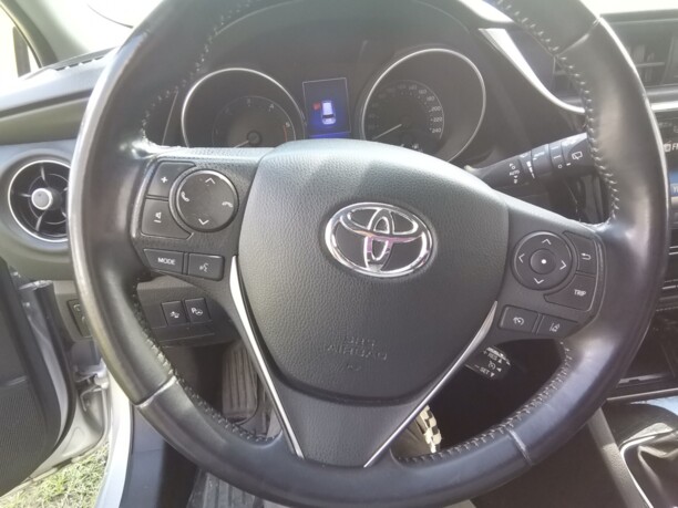 Toyota Auris II (E180) · Рестайлинг, 2017 г.