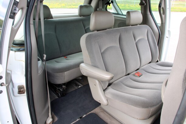Dodge Caravan IV, 7 мест, 2003 г.