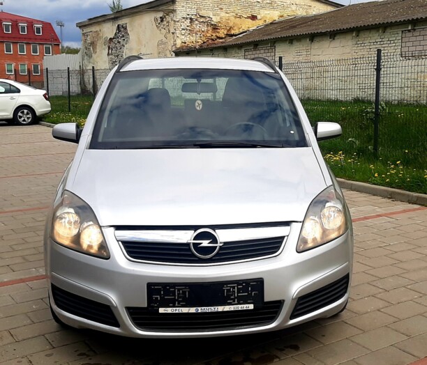 Opel Zafira B, 7 мест, 2006 г.