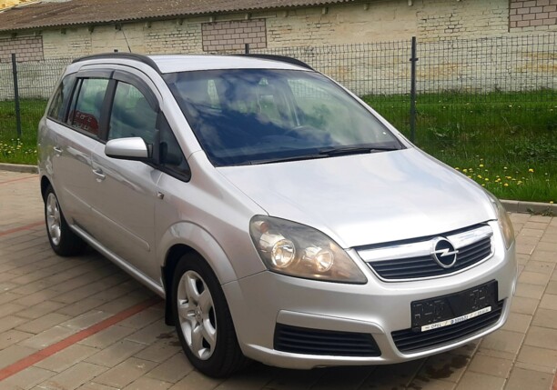 Opel Zafira B, 7 мест, 2006 г.