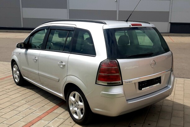 Opel Zafira B, 7 мест, 2006 г.