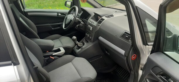 Opel Zafira B, 7 мест, 2006 г.