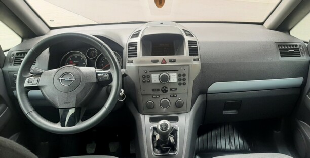 Opel Zafira B, 7 мест, 2006 г.