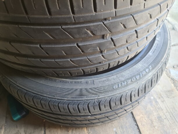 Легковые шины Nexen 245/40 R19 4 шт.