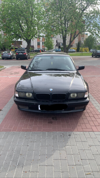 BMW 7 серия E38, 1997 г.