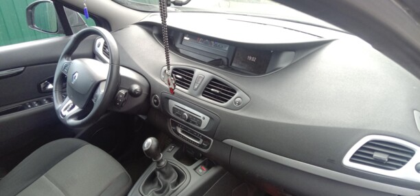 Renault Grand Scenic III · 2-й рестайлинг, 7 мест, 2014 г.