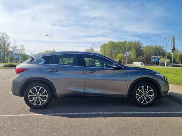 Infiniti Q30, 2017 г.