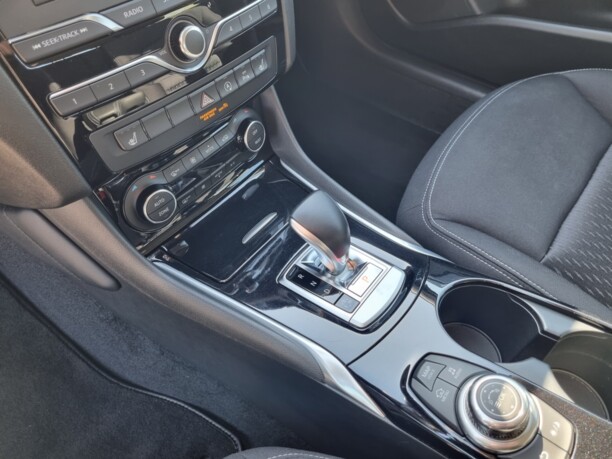 Infiniti Q30, 2017 г.