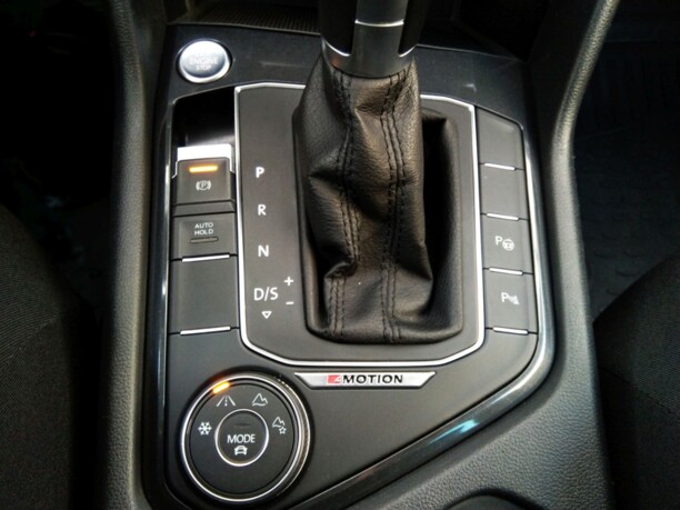 Volkswagen Tiguan II, 2018 г.