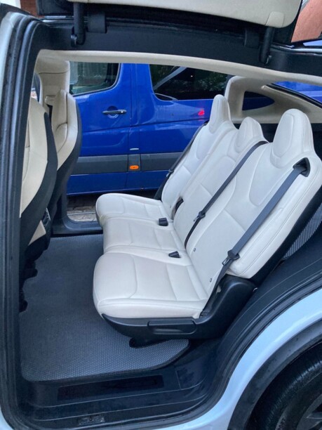 Tesla Model X, 2018 г.