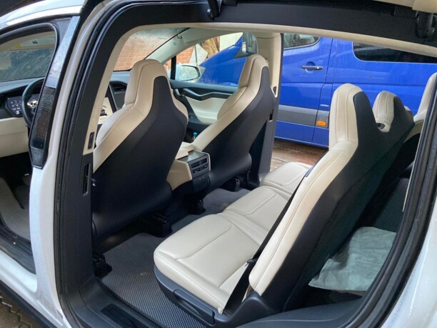 Tesla Model X, 2018 г.