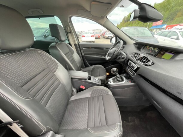 Renault Grand Scenic III · 2-й рестайлинг, 7 мест, 2016 г.