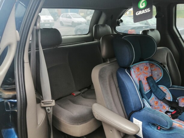 Dodge Caravan IV, 7 мест, 2001 г.