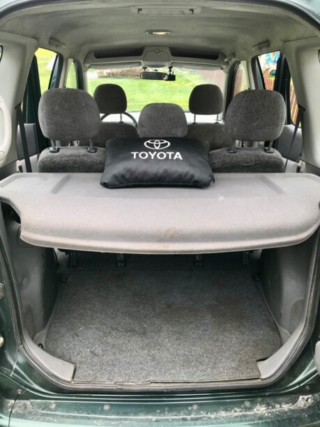 Toyota Yaris Verso, 2002 г.