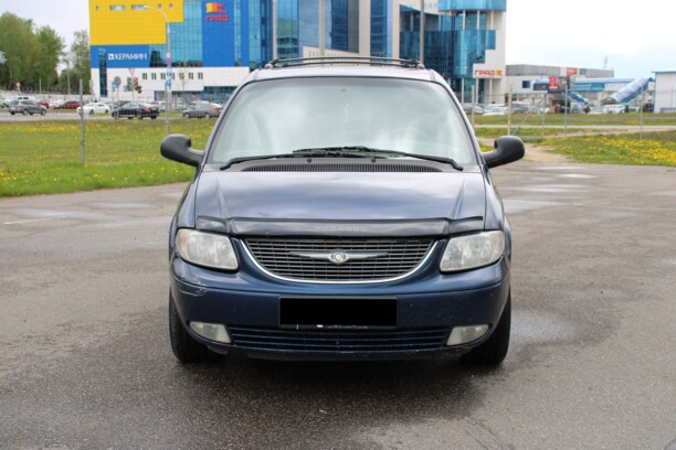 Chrysler Voyager IV, 7 мест, 2001 г.