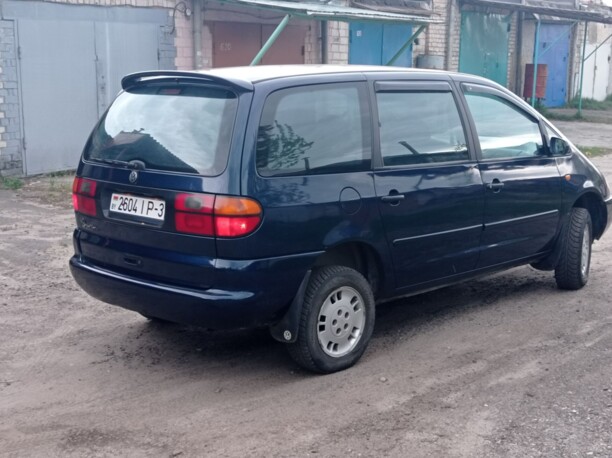 Volkswagen Sharan I, 7 мест, 2000 г.