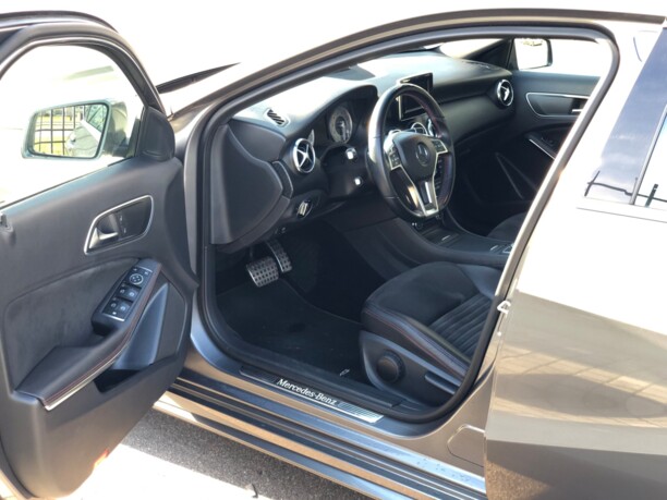 Mercedes-Benz A-Класс W176, 2013 г.