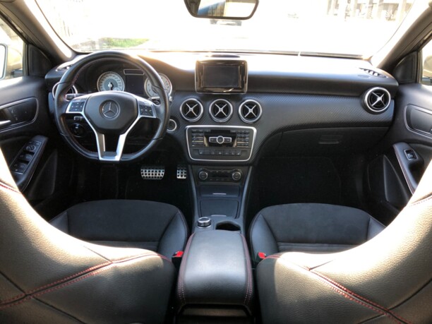 Mercedes-Benz A-Класс W176, 2013 г.