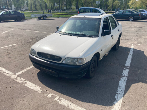 Ford Escort V · Рестайлинг, 1993 г.
