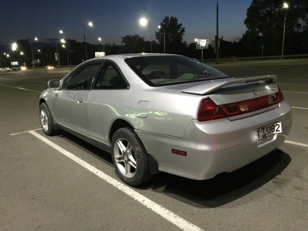 Honda Accord VI, 2001 г.