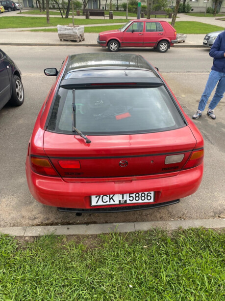 Mazda 323F, 1997 г.