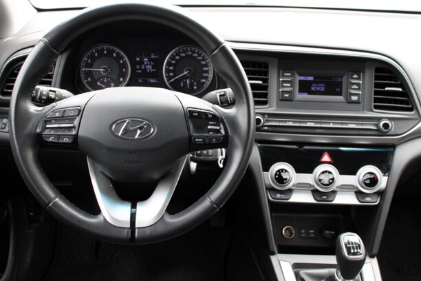 Hyundai Elantra AD · Рестайлинг, 2020 г.