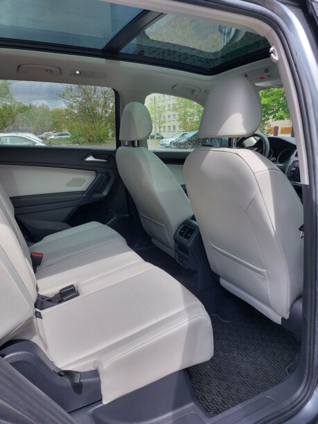 Volkswagen Tiguan II, 7 мест, 2018 г.