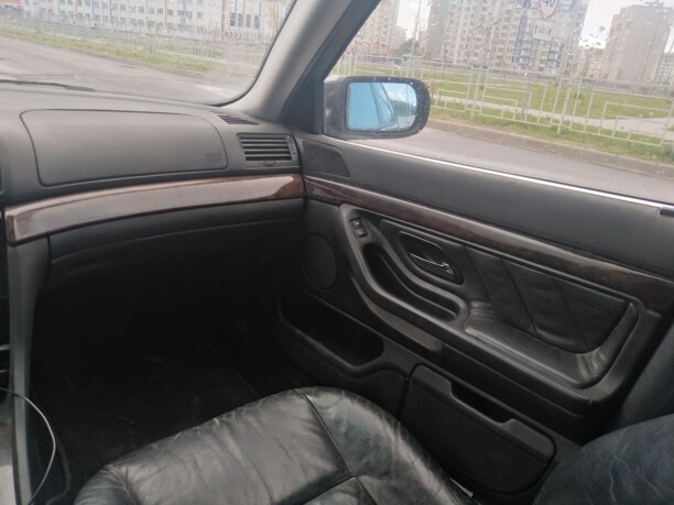 BMW 7 серия E38, 1998 г.