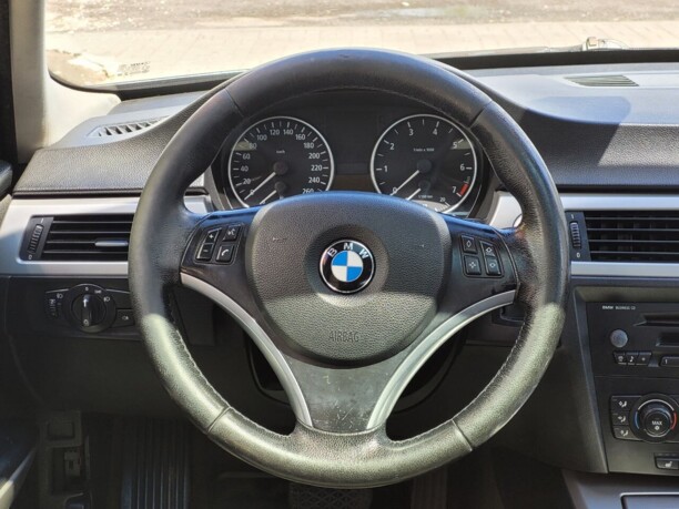 BMW 3 серия E90, E91, E92, E93, 2005 г.