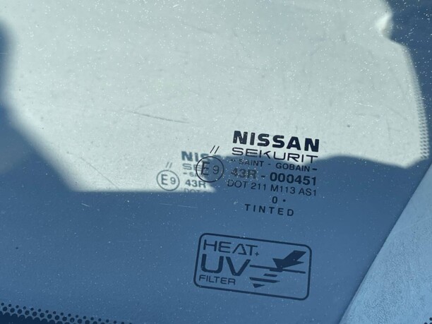 Nissan Almera Tino, 2001 г.