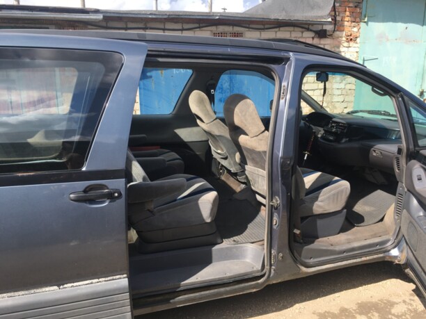 Toyota Previa I (XR10, XR20), 7 мест, 1992 г.