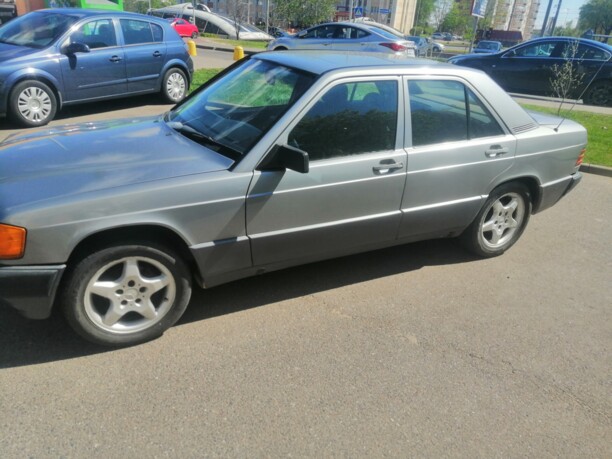 Mercedes-Benz 190 (W201), 1989 г.
