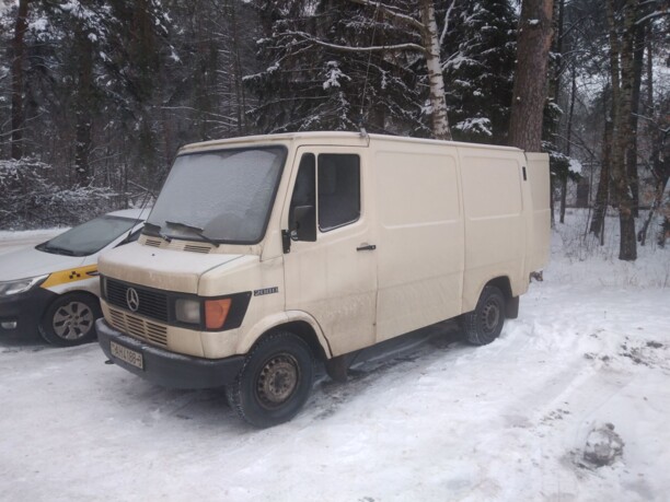 Mercedes-Benz Т1 207D - 410D, 1986 г.