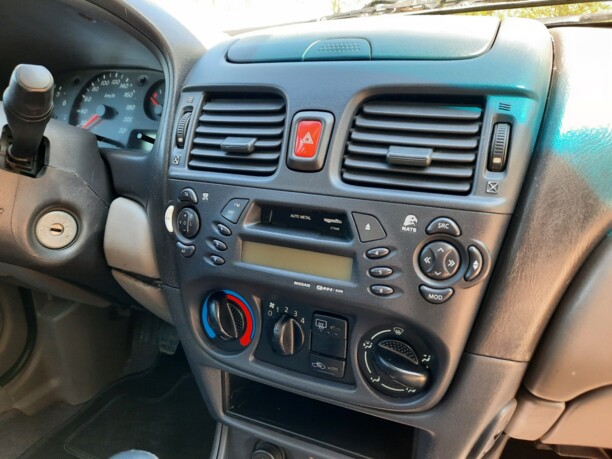 Nissan Almera II (N16), 2000 г.