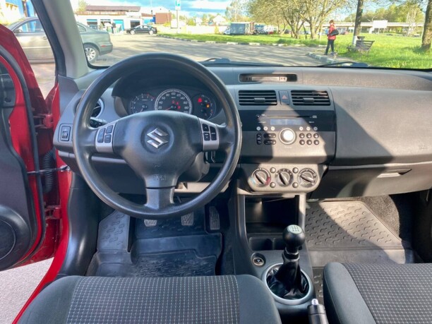 Suzuki Swift III, 2005 г.