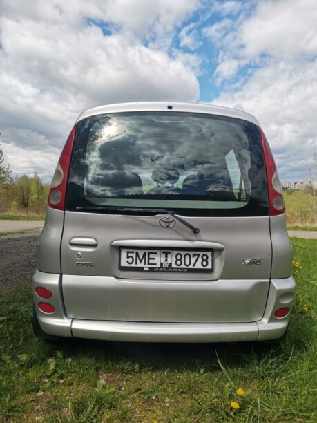 Toyota Yaris Verso, 2001 г.