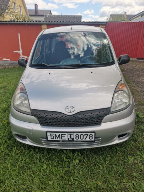 Toyota Yaris Verso, 2001 г.