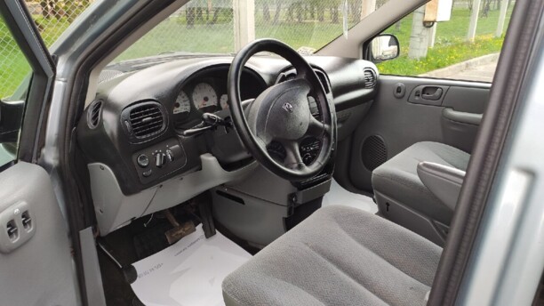 Dodge Grand Caravan IV, 7 мест, 2004 г.