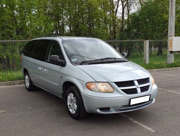 Dodge Grand Caravan IV, 7 мест, 2004 г.