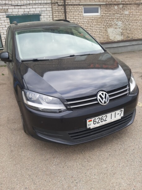 Volkswagen Sharan II, 7 мест, 2011 г.
