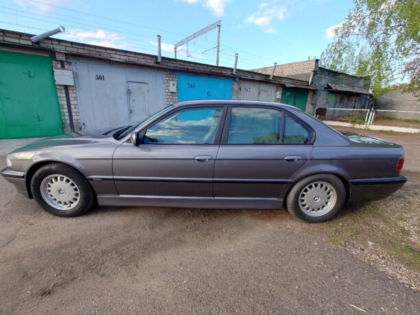 BMW 7 серия E38, 2001 г.