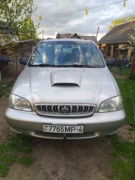 Kia Carnival I, 7 мест, 1999 г.