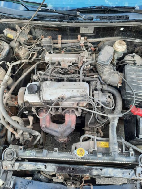 Mitsubishi Colt V, 1998 г.