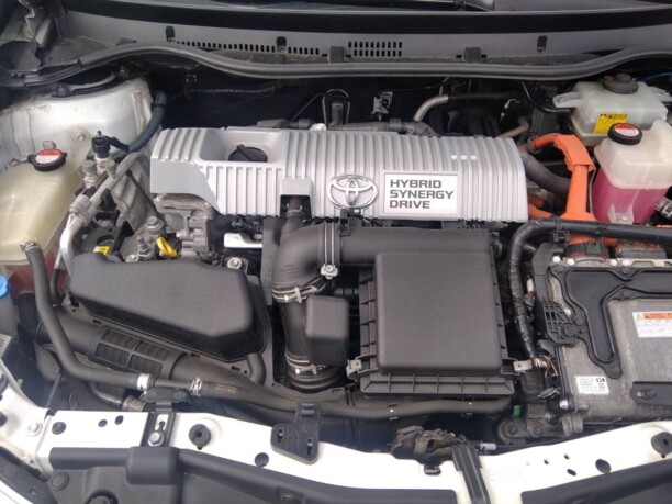 Toyota Auris II (E180) · Рестайлинг, 2016 г.