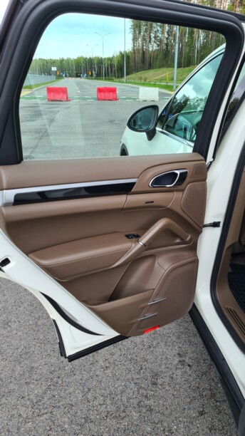 Porsche Cayenne 958, 2011 г.