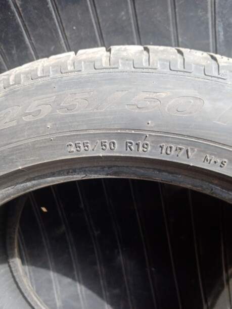Легковые шины Pirelli 255/50 R19 2 шт.