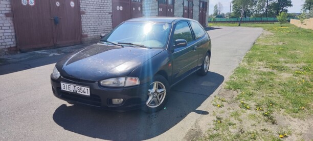 Mitsubishi Colt V, 1997 г.