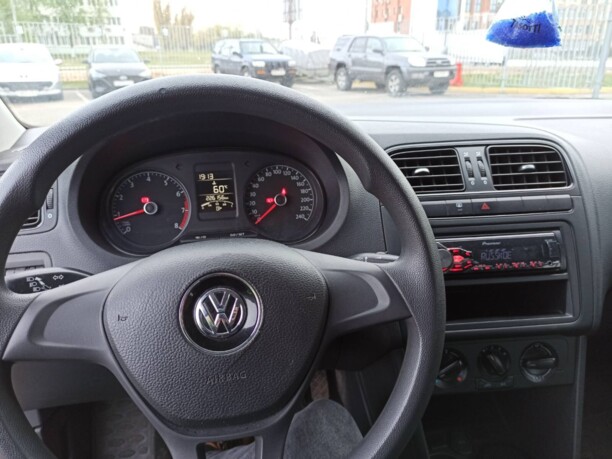 Volkswagen Polo Sedan I · Рестайлинг, 2017 г.
