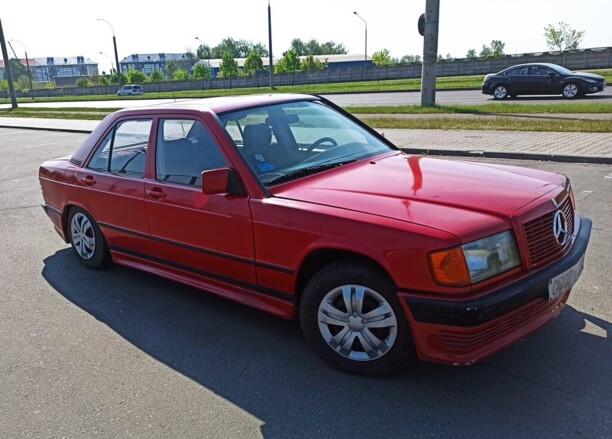 Mercedes-Benz 190 (W201), 1984 г.